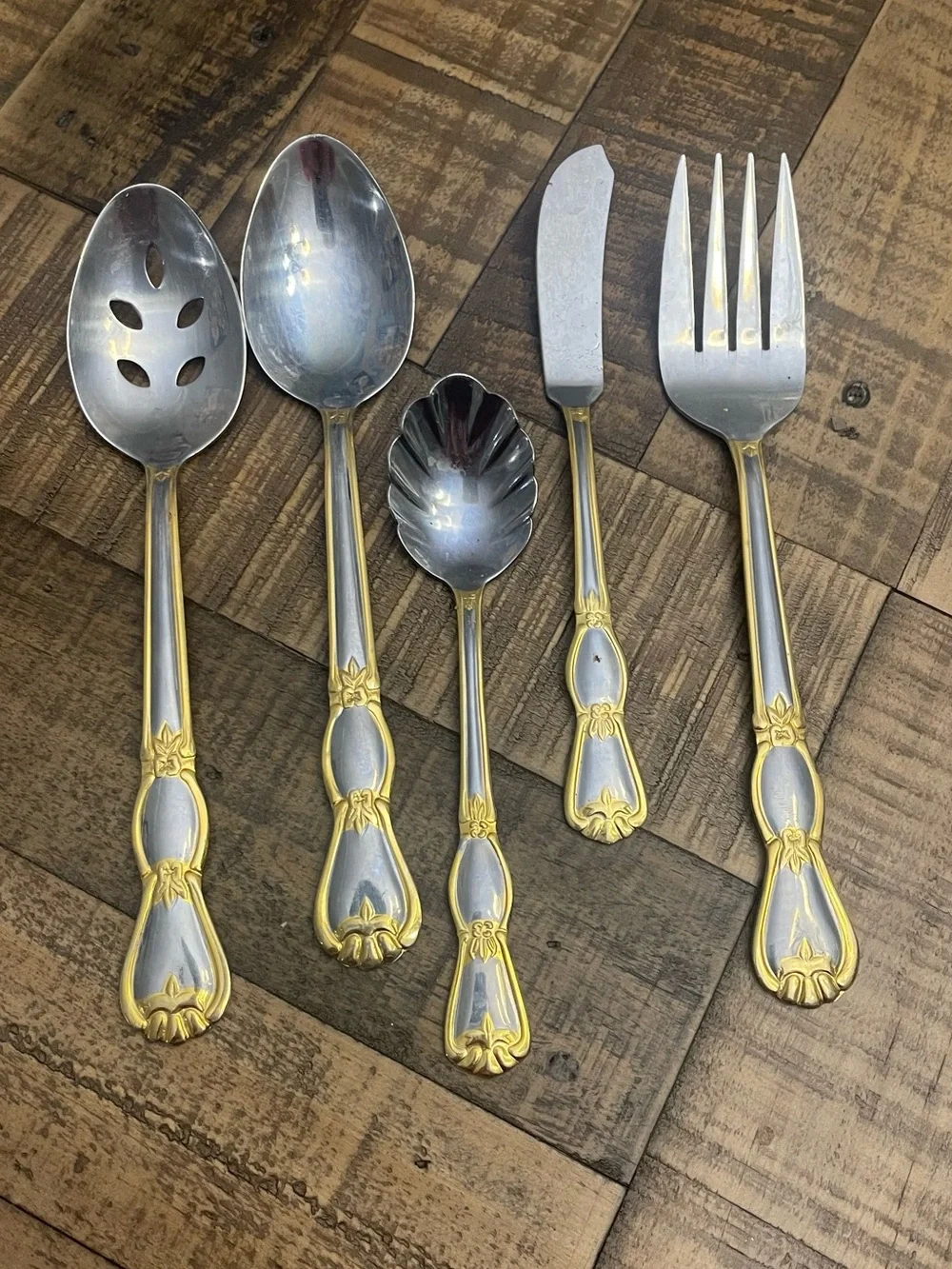 Cooks by JCPenney CKJ6 pattern featuring stainless steel- gold accents set of 5